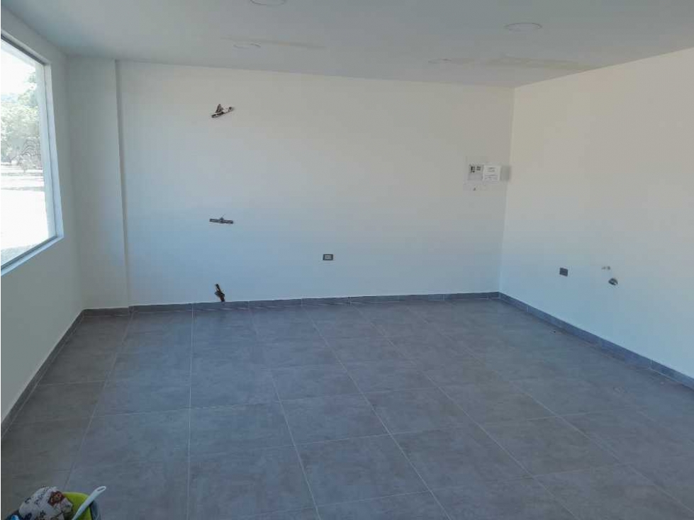 Local comercial 36m2 con excelente ubicación central, san francisco - 2