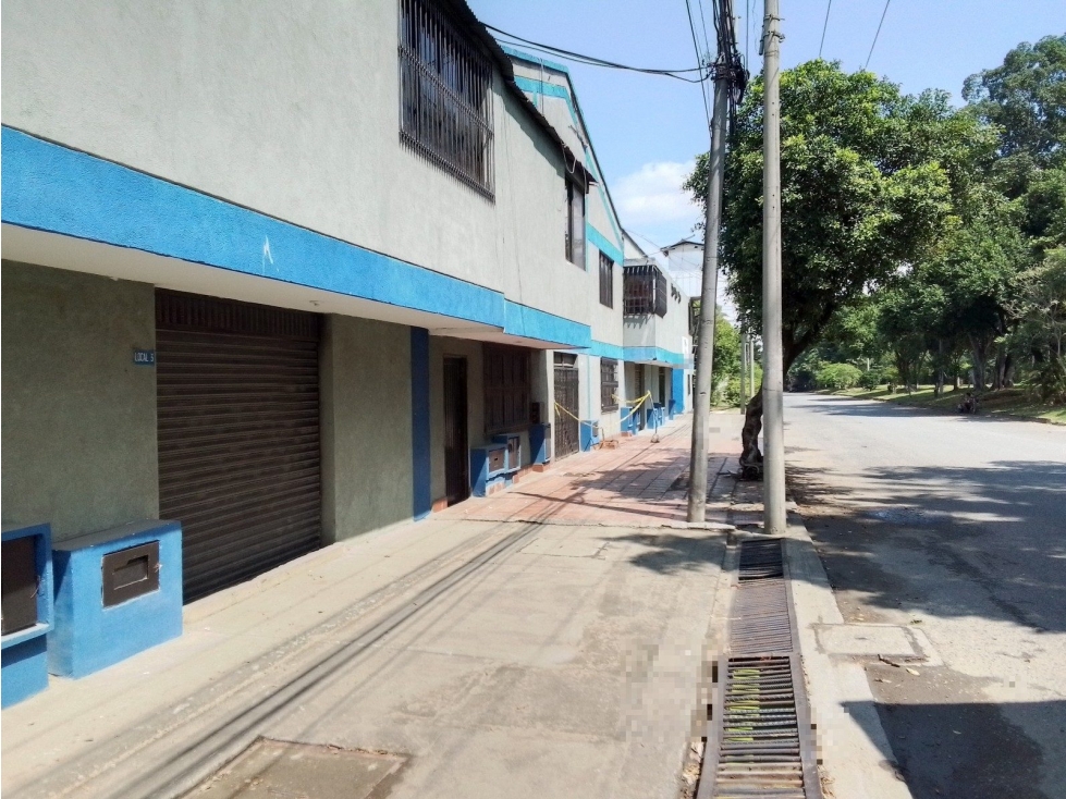LOCAL COMERCIAL 4 PARQUE INDUSTRIAL LAS DELICIAS PROP HORIZONTAL — foto 3