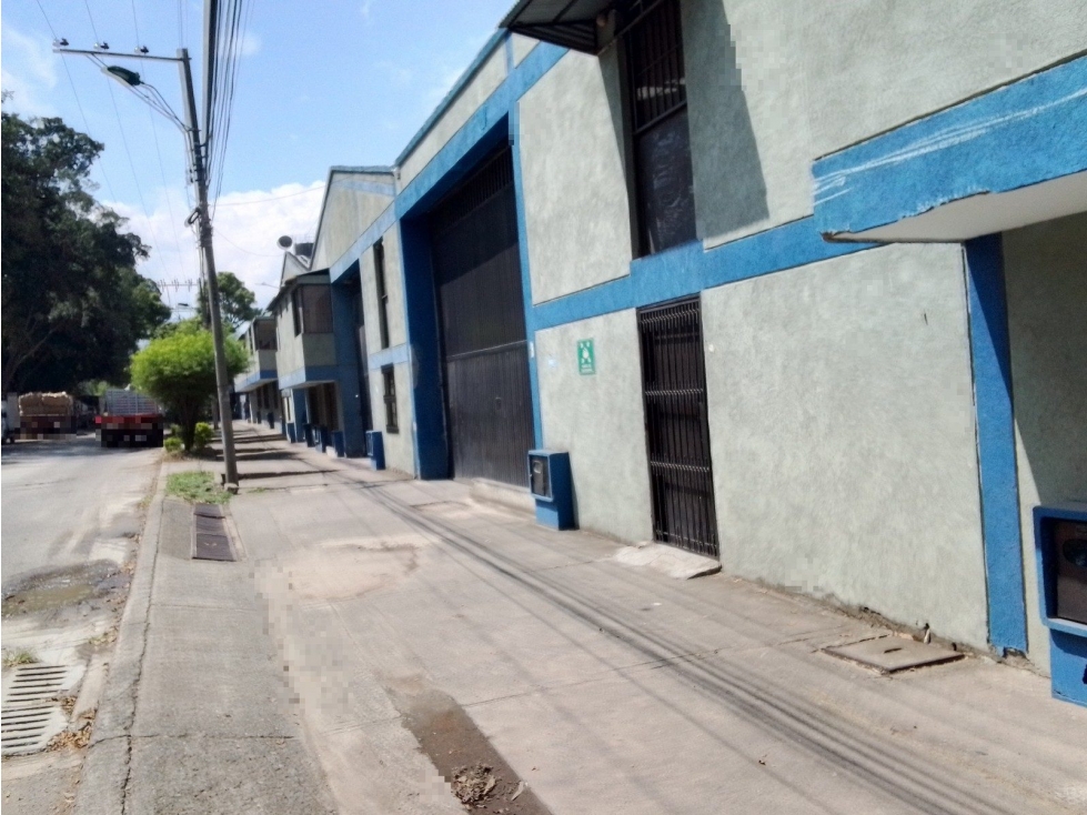 LOCAL COMERCIAL 4 PARQUE INDUSTRIAL LAS DELICIAS PROP HORIZONTAL — foto 5