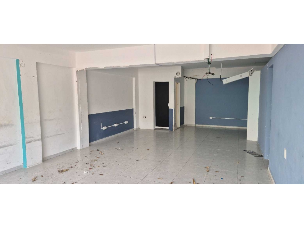 Se renta local comercial de 75 m2 planta baja Xcaret y jalep cancun - 1