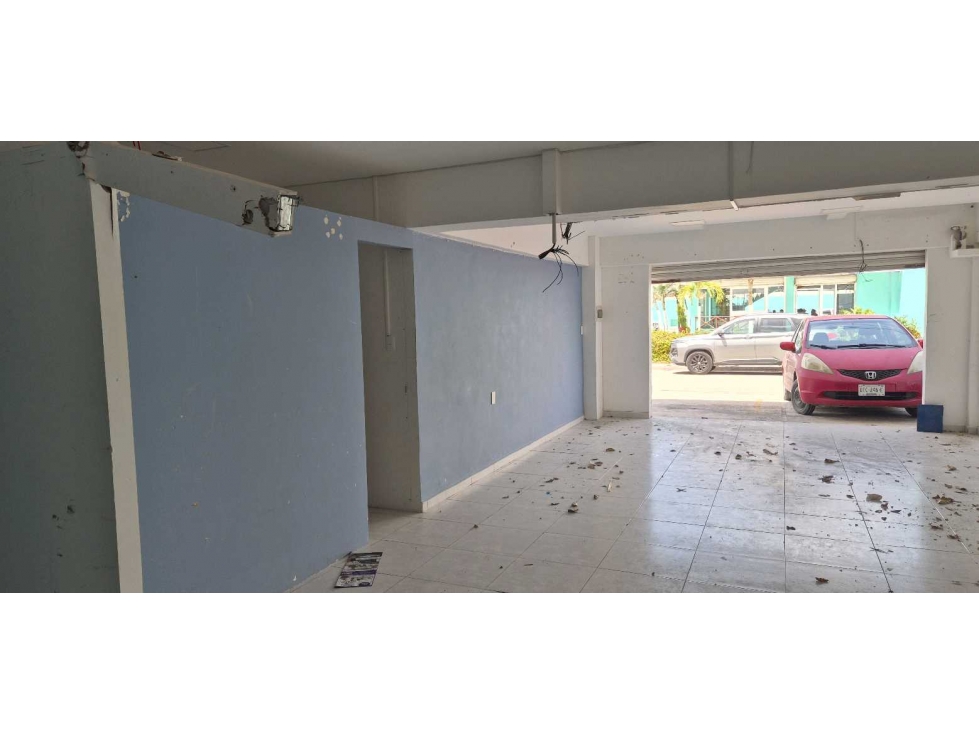 Se renta local comercial de 75 m2 planta baja Xcaret y jalep cancun - 5