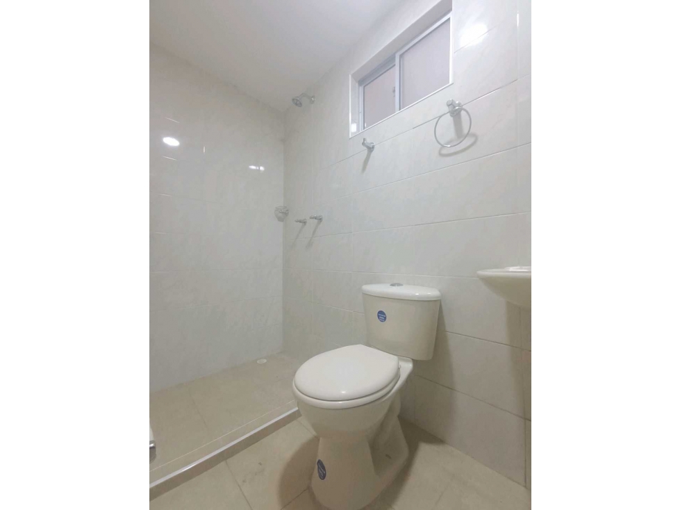Local Comercial Alcázares Manizales — foto 4