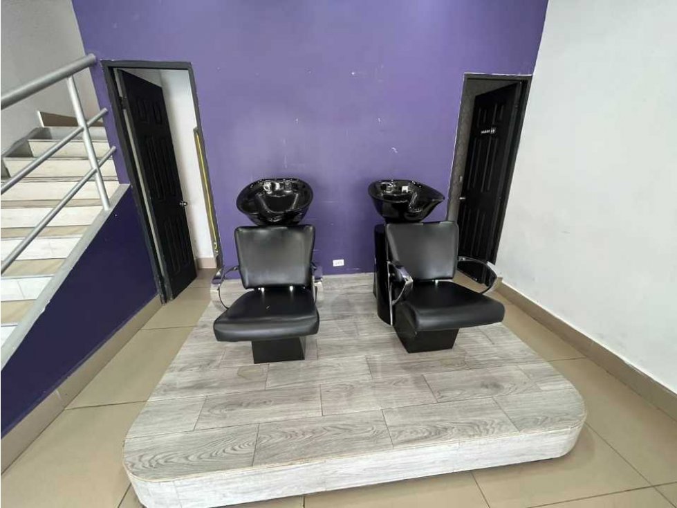 LOCAL COMERCIAL SALON DE BELLEZA ALQUILER EN PLAZA 68 OBARRIO — foto 3