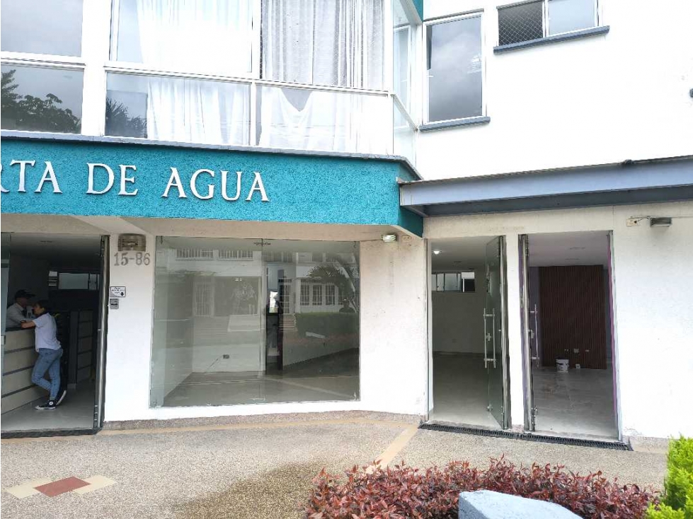 Local Comercial Arriendo en calle 19 norte, Barrio Laureles