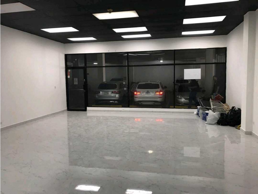 LOCAL COMERCIAL EDIFICIO BALBOA BALBOA PLAZA 83M2 PLANTA BAJA — foto 5