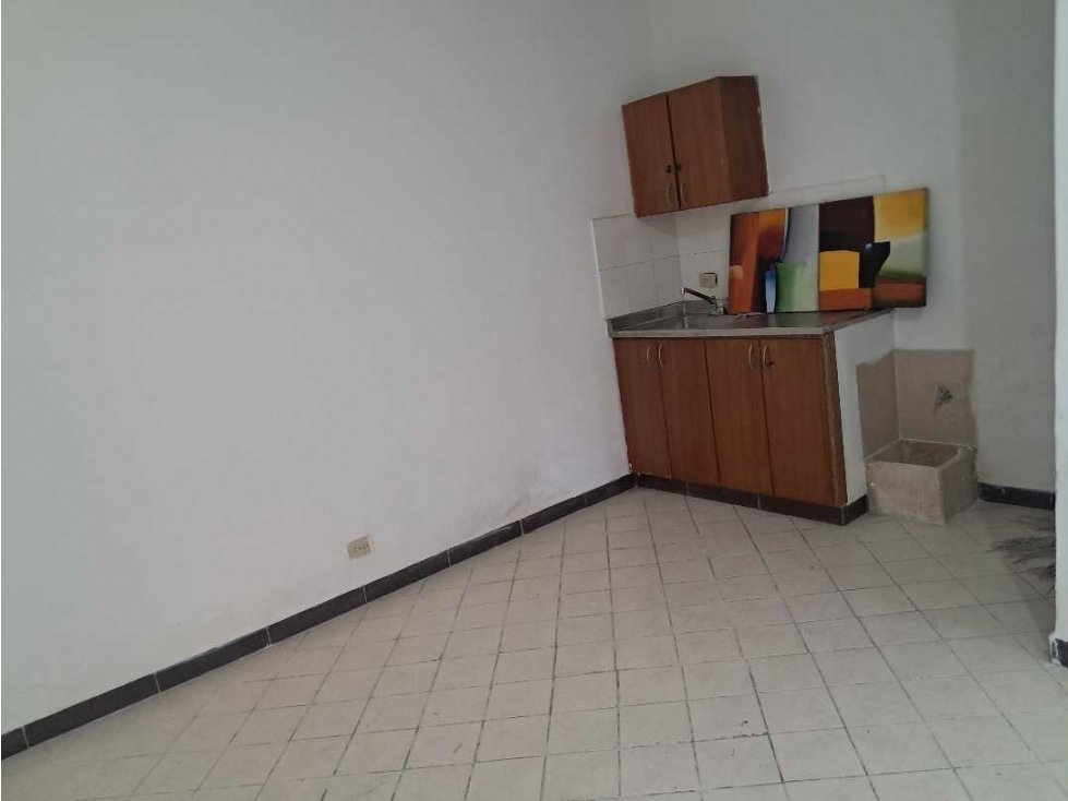 LOCAL COMERCIAL EN ARRIENDO PARQUE DE BELEN — foto 5