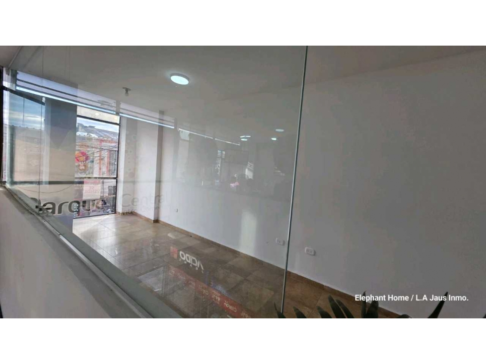 Local comercial de 14.95 M2 en ARRIENDO en La Mesa Cund 2 piso - 3