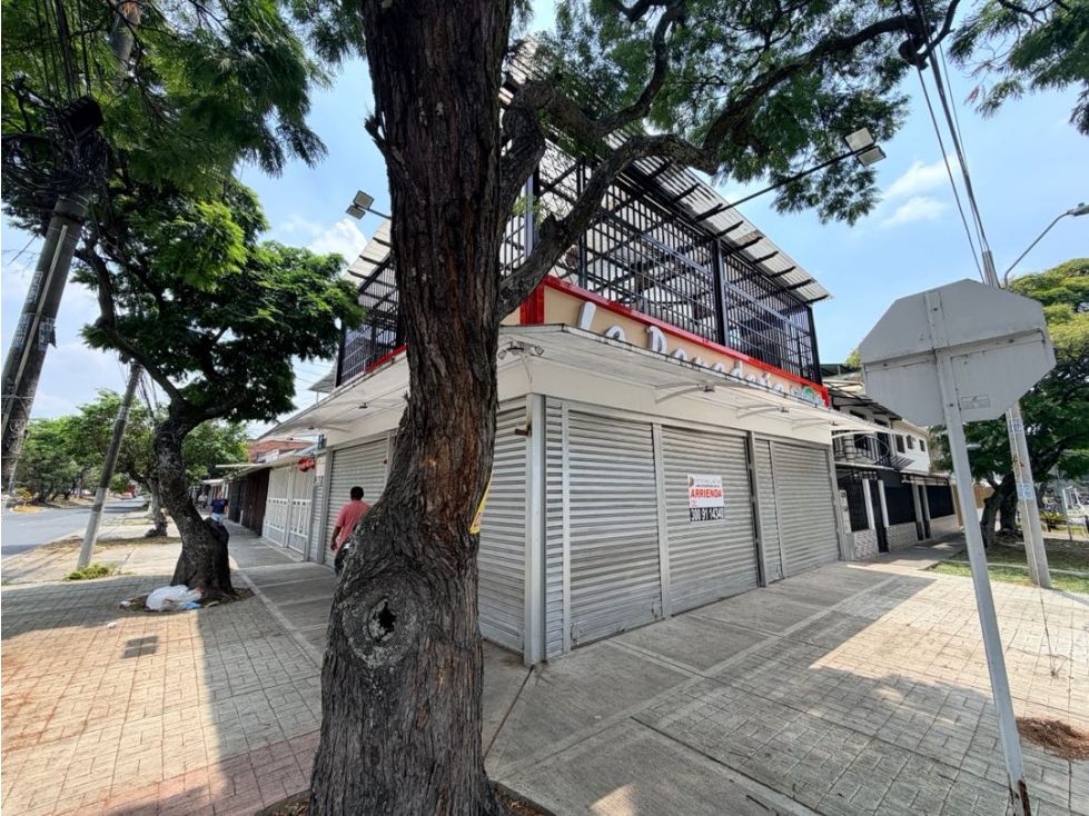 LOCAL COMERCIAL EN ALQUILER CALI AL ORIENTE BARRIO ULPIANO LLOREDA