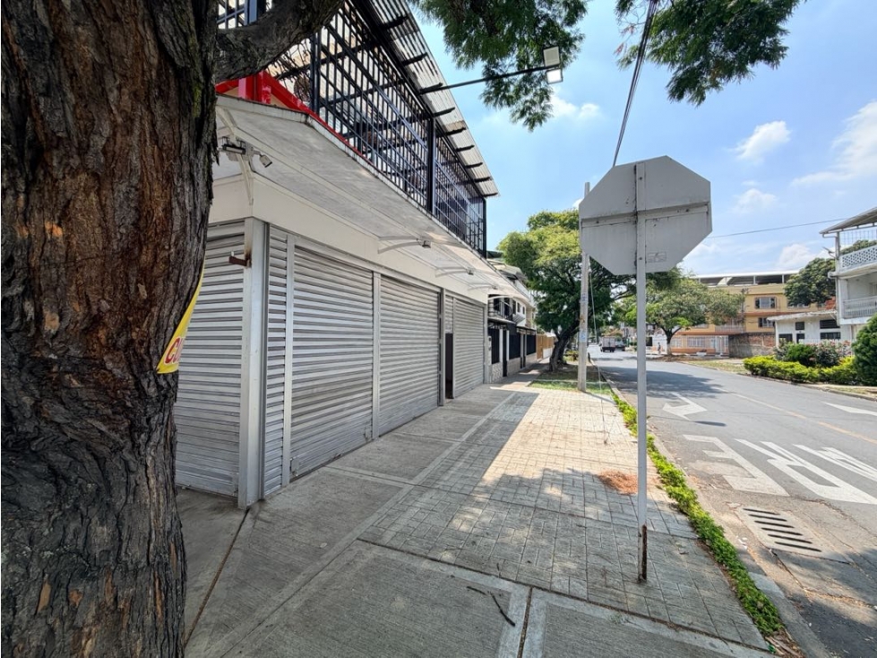 LOCAL COMERCIAL EN ALQUILER CALI AL ORIENTE BARRIO ULPIANO LLOREDA — foto 4
