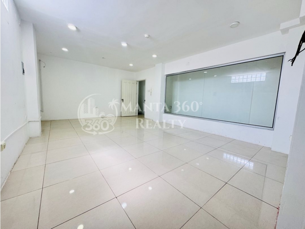 Local comercial en alquiler en la Avenida Flavio Reyes sur de Manta - 6