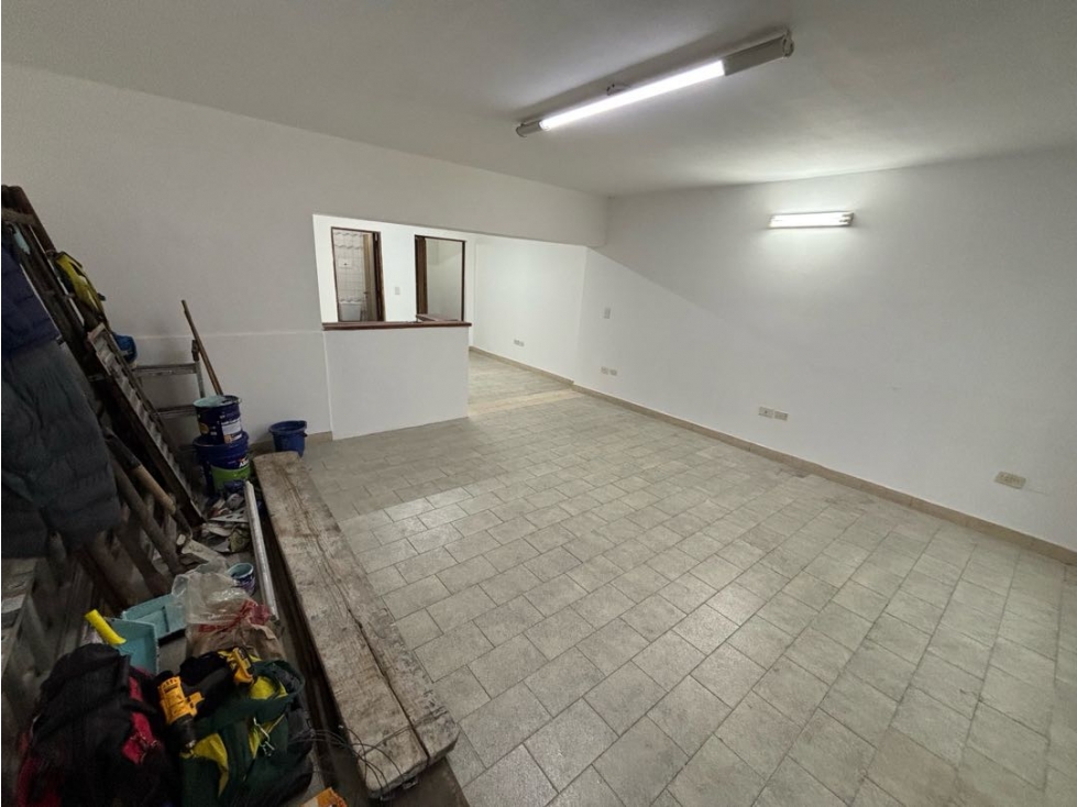 Local comercial de aprox. 35m2 en alquiler zona centro - 2
