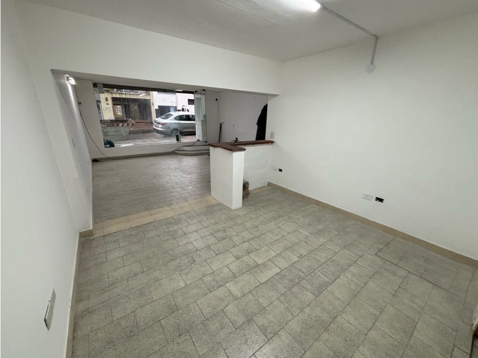 Local comercial de aprox. 35m2 en alquiler zona centro - 4