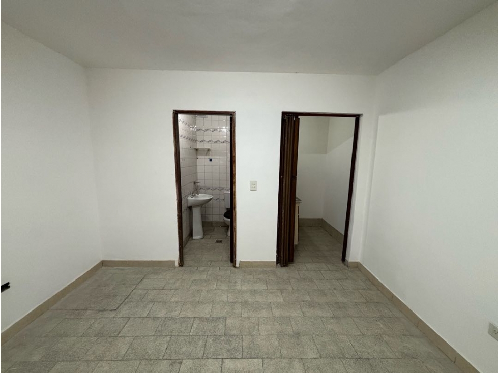 Local comercial de aprox. 35m2 en alquiler zona centro - 6