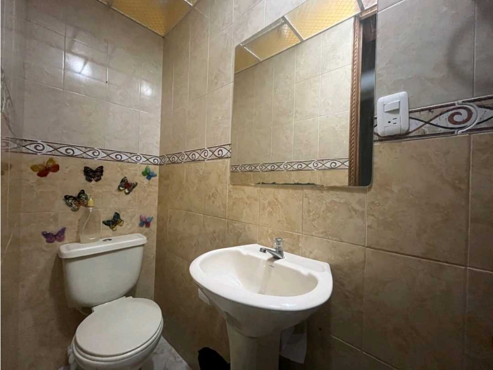 Local comercial en arriedo buenos aires parte baja al lado del tranvia — foto 6