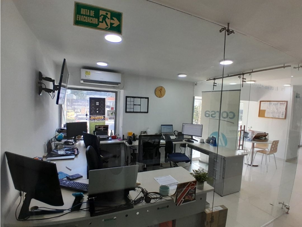 LOCAL COMERCIAL EN ARRIENDO — foto 2