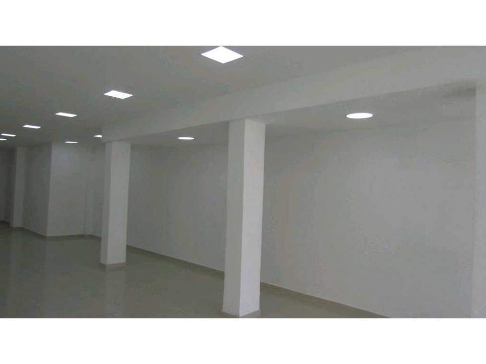 LOCAL COMERCIAL EN ARRIENDO ALTO PRADO BARRANQUILLA — foto 4