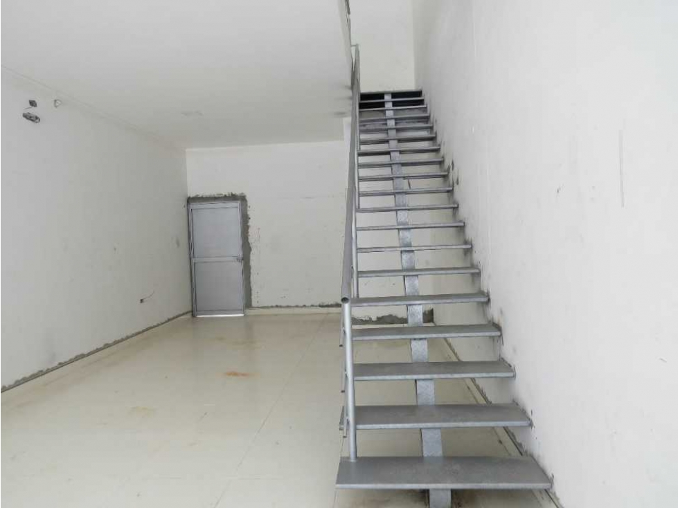 LOCALES COMERCIALES EN ARRIENDO UBICADO EN LA CASTELLANA- MONTERIA — foto 5