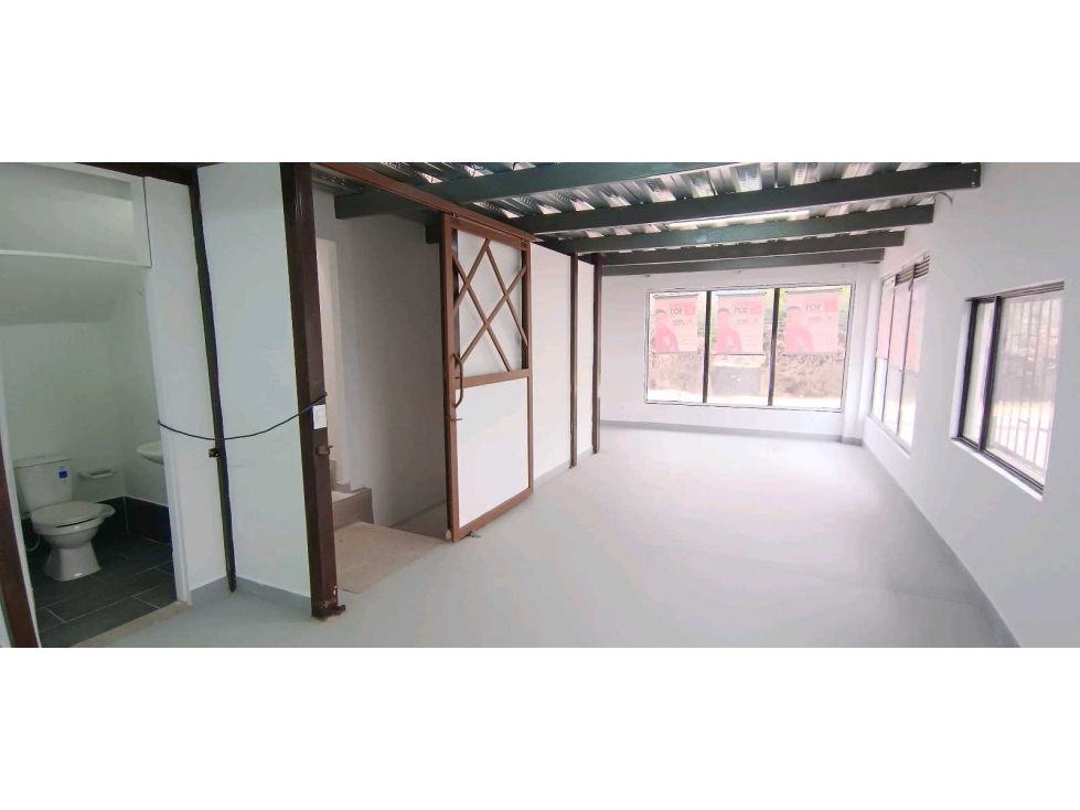 LOCAL COMERCIAL EN ARRIENDO EN COTA 57 M² $2'100.000 - 5