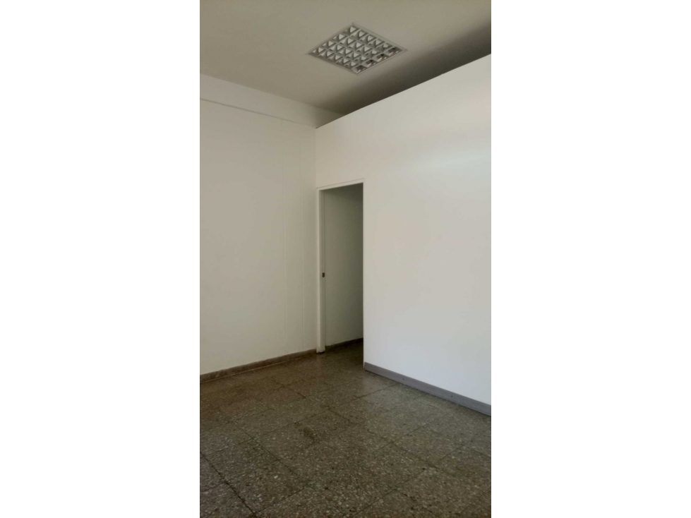 Local comercial en arriendo en el centro de Monteria - 5