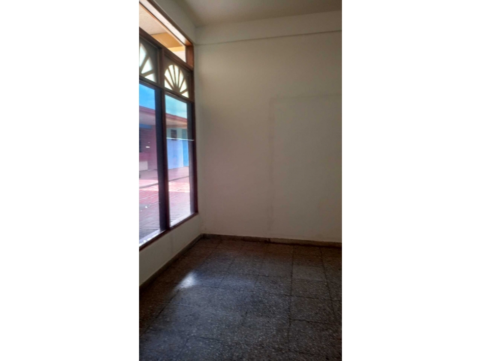 Local comercial en arriendo en el centro de Monteria - 6