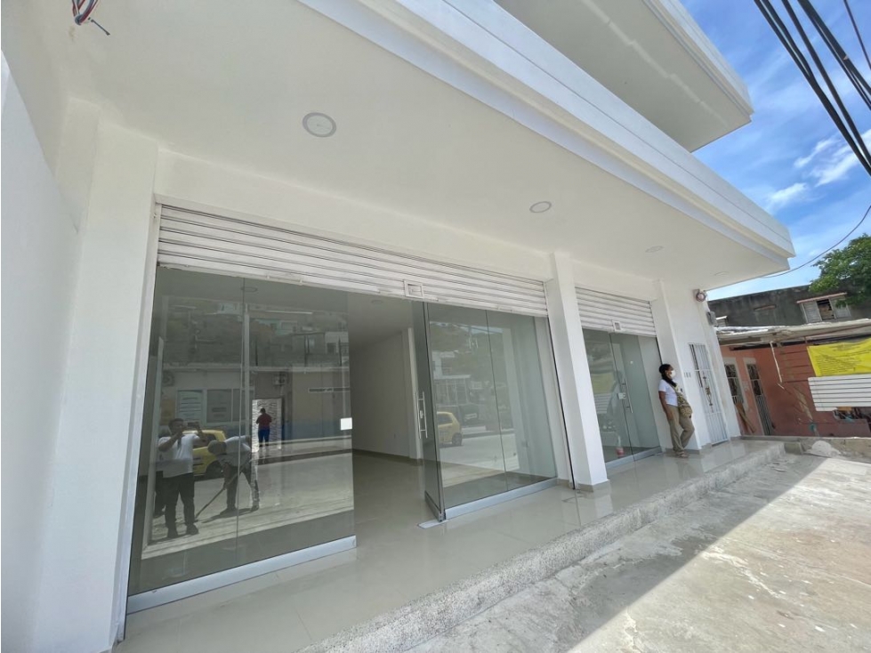 Local comercial en arriendo sobre la avenida del rio santa marta * - 2