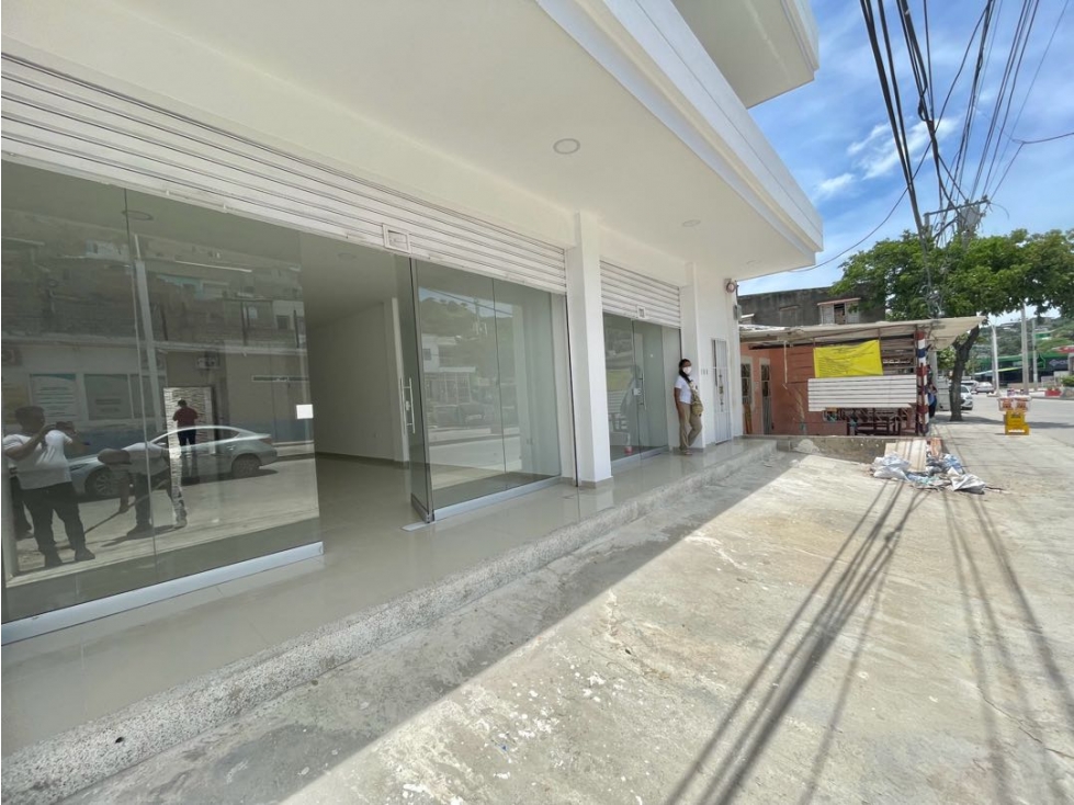 Local comercial en arriendo sobre la avenida del rio santa marta * - 3