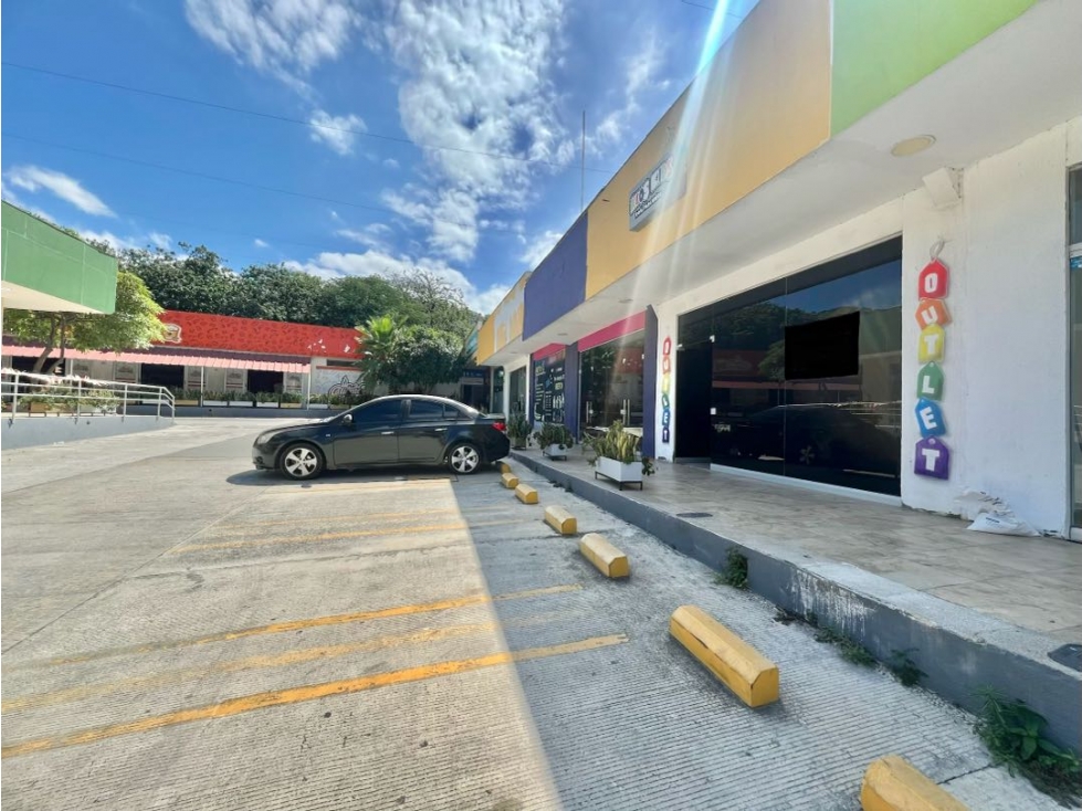 Local comercial en arriendo/venta Centro Comercial Minka Mall - 2