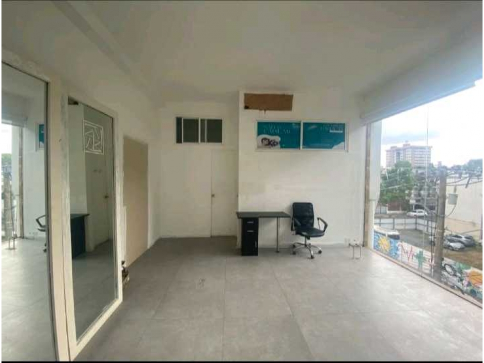 LOCAL COMERCIAL EN BELLA VISTA FLOR PLAZA 65M2 CERCA A AVE.BALBOA — foto 3