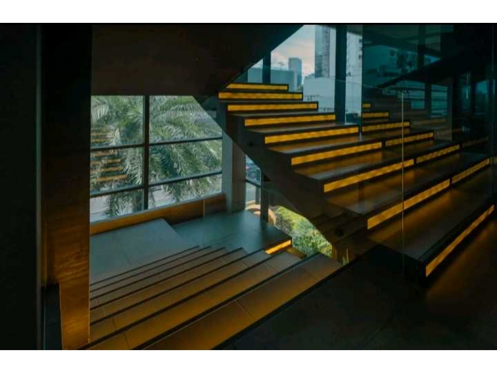LOCAL COMERCIAL EN BELLA VISTA PH NUOVO ARMANI 127M2 — foto 5