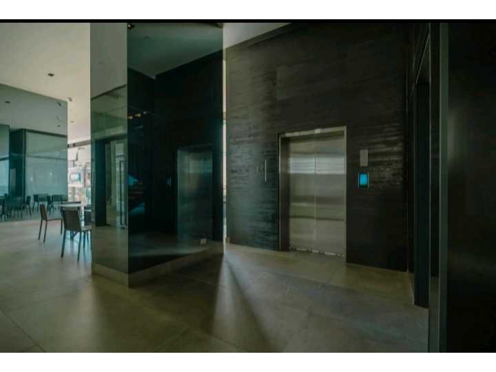 LOCAL COMERCIAL EN BELLA VISTA PH NUOVO ARMANI 127M2 — foto 6