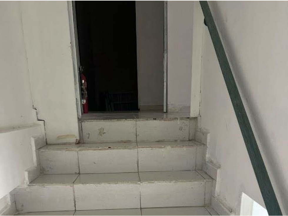 Local Comercial en El Cangrejo 85m² con Parking Privado $1,400 — foto 5