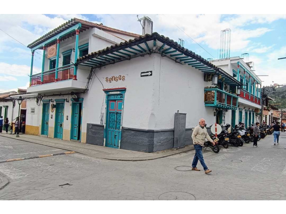 Local comercial en El Retiro — foto 2