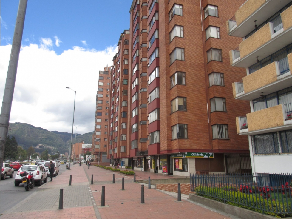 LOCAL COMERCIAL en Gestion - Bogota, D.C., Bogota D C - 1