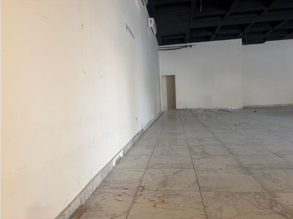Local Comercial en Renta Casco Urbano San Pedro Garza - 2