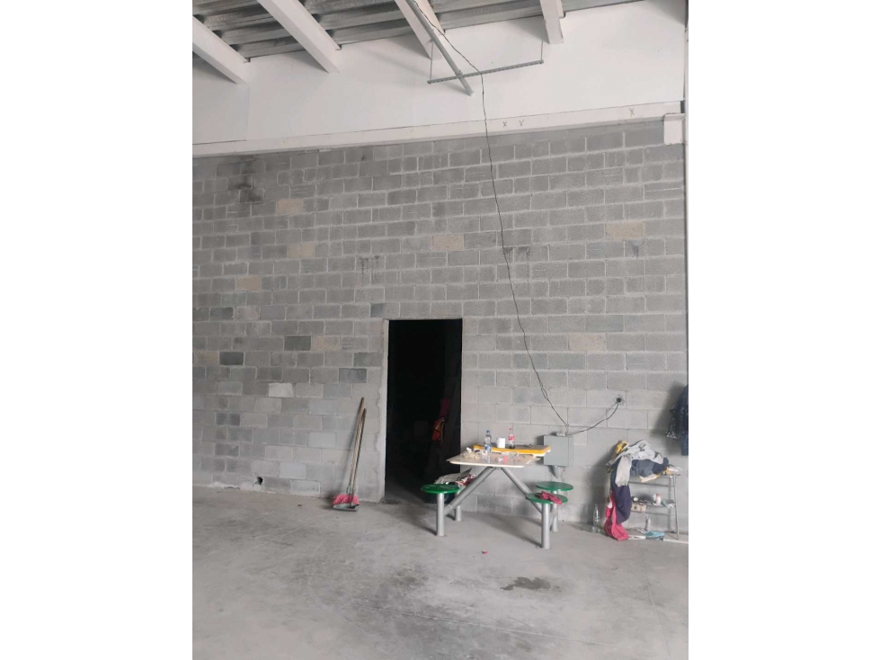 LOCAL COMERCIAL EN RENTA EN PLAZA COMERCIAL SORIANA EN SANTIAGO - 6