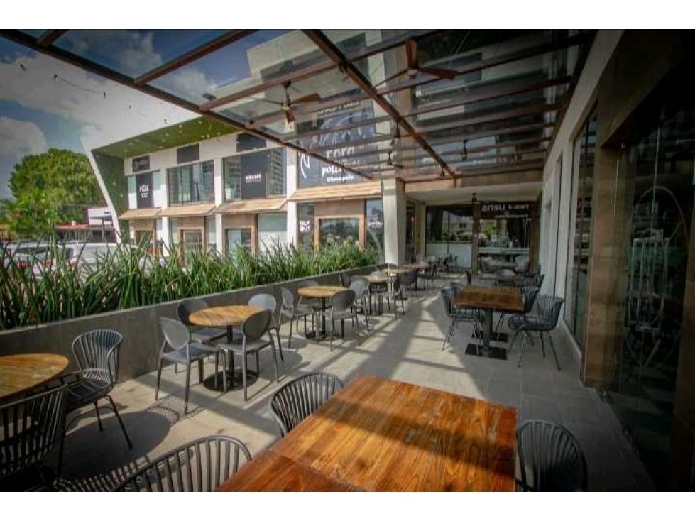 LOCAL COMERCIAL EN SAN FRANCISCO PLAZA CORNER 68 170M2 CON TERRAZA — foto 2