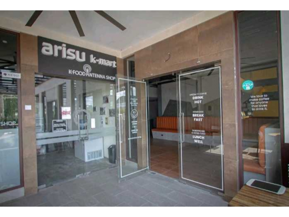 LOCAL COMERCIAL EN SAN FRANCISCO PLAZA CORNER 68 170M2 CON TERRAZA — foto 3