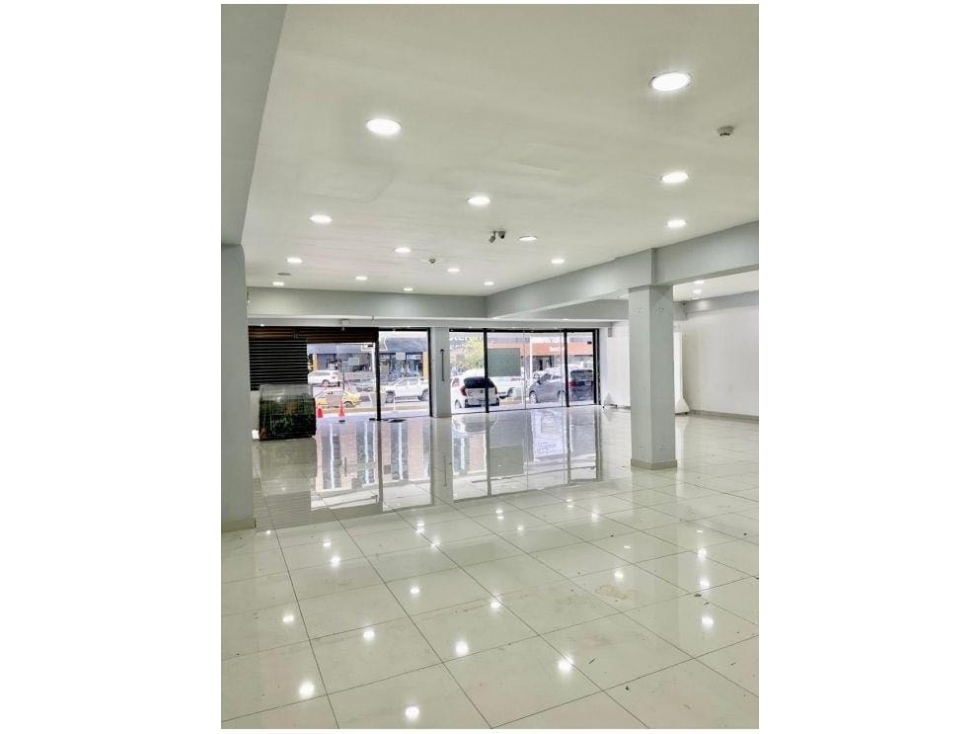 Local Comercial en Vía España 650m2 Obarrio Alto Tráfico $8,500