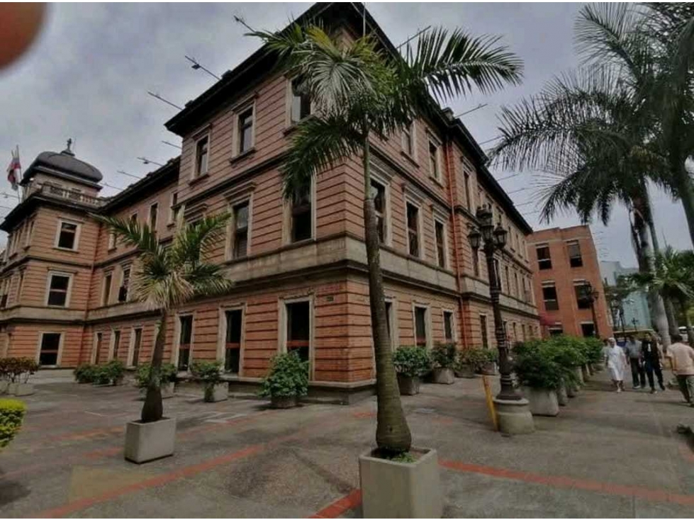 LOCAL COMERCIAL EN VENTA EN C.C VILLANUEVA