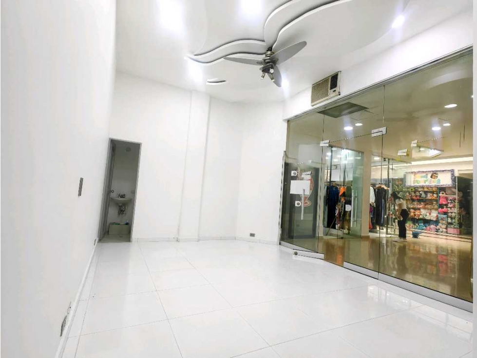 Local comercial en venta en en centro Medellín - 4