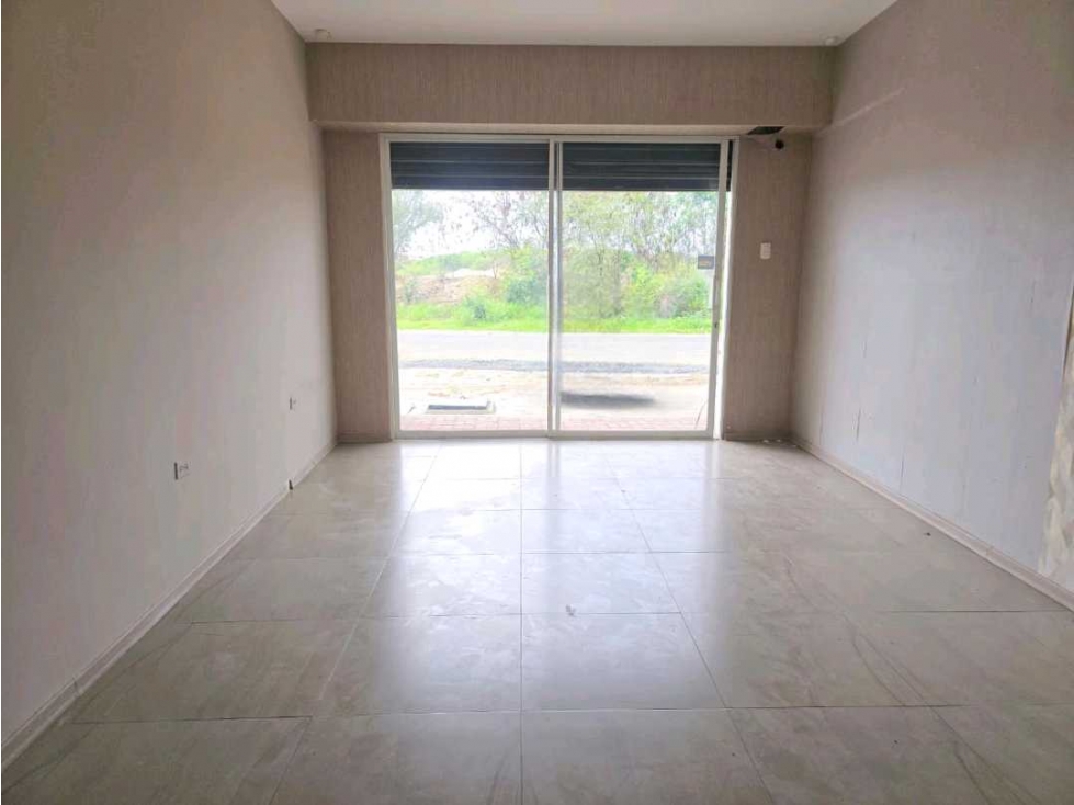 Vendo Local Comercial zona privilegiada Planta Baja Barbasquillo - 5