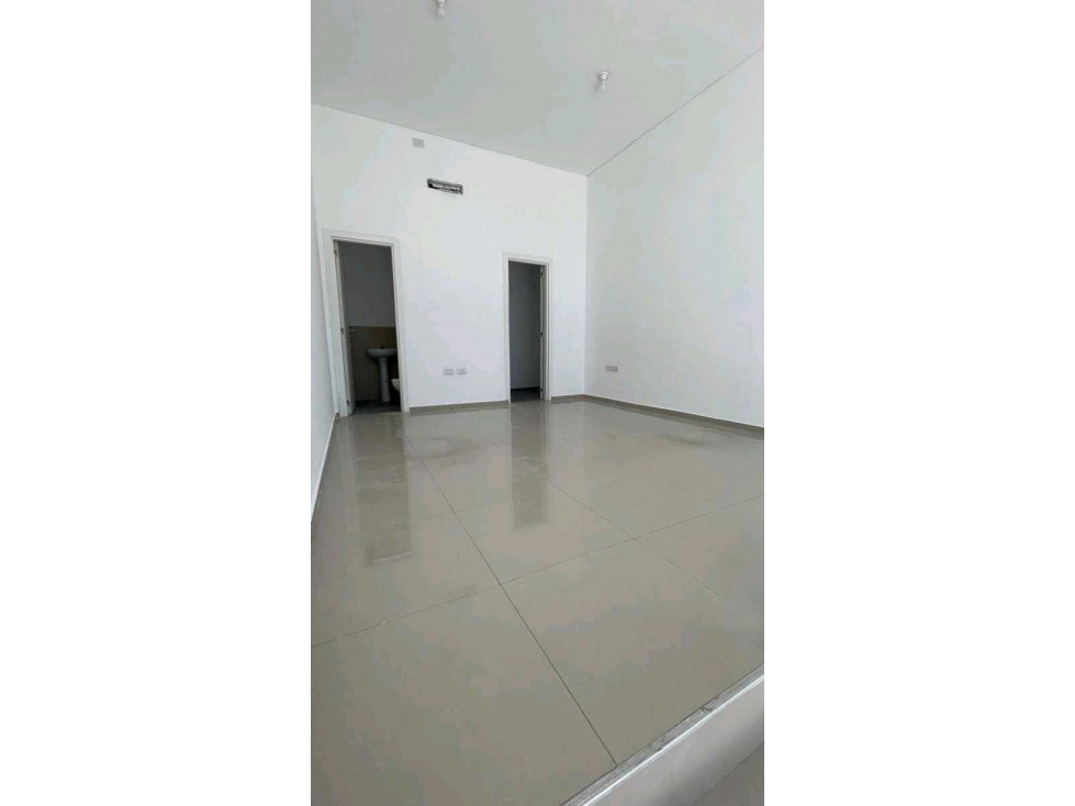 LOCAL COMERCIAL EN VENTA! Ubicación privilegiada:zona centrica - 3