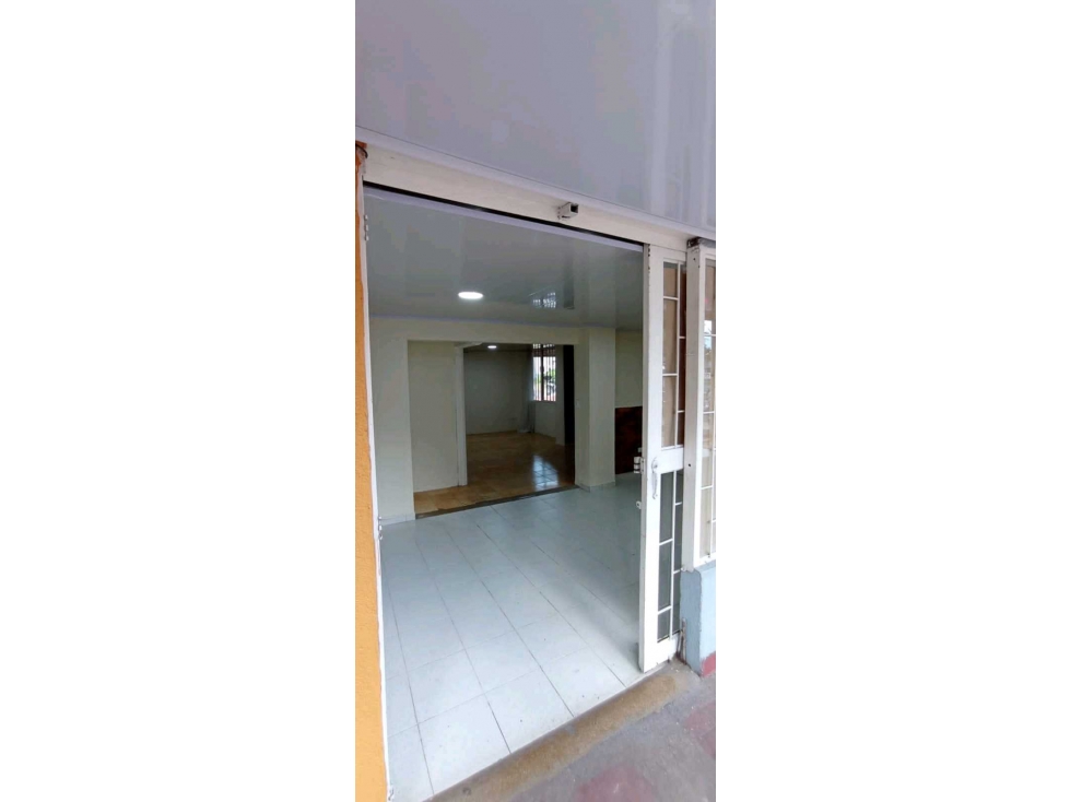 LOCAL COMERCIAL EN VENTA zona CENTRO DE LA CIUDAD — foto 3