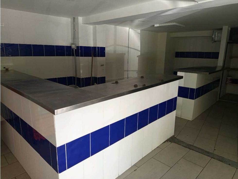 Local comercial la 35 — foto 2