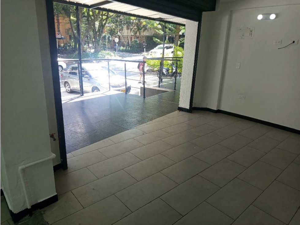 Local comercial la 35 — foto 4