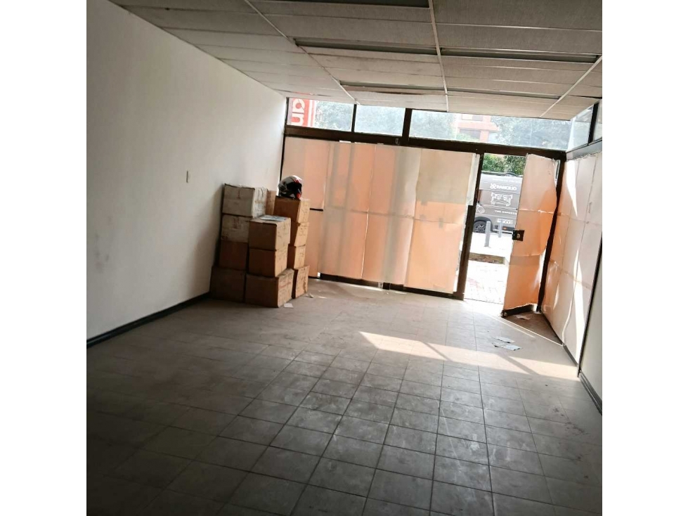 Local Comercial en Santa Barbara - Bogotá — foto 2