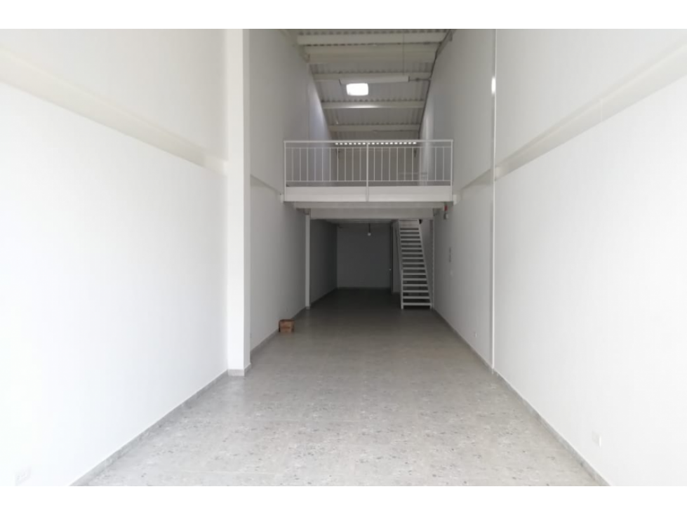 LOCAL COMERCIAL EN VENTA CENTRO DE ARMENIA - 2