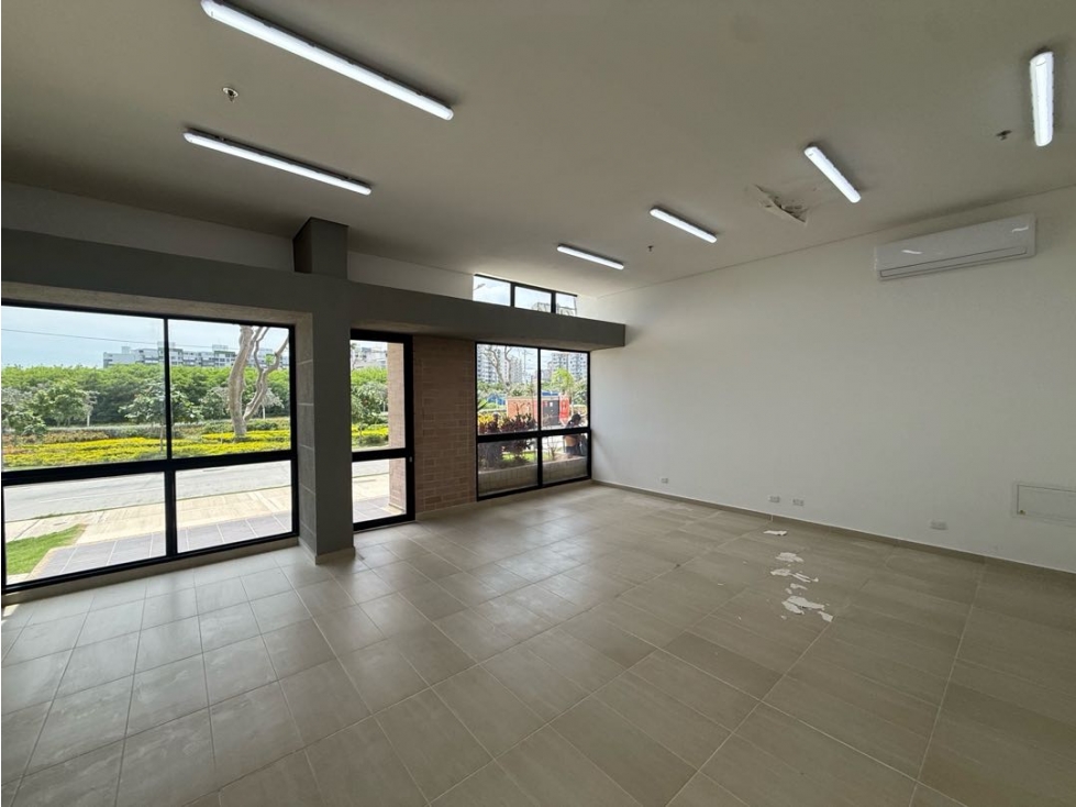 LOCAL COMERCIAL PARA FARMACIA — foto 4