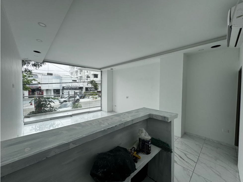 LOCAL COMERCIAL PELUQUERIA SPA ODONTOLOGIA SOBRE LA 93 HOTEL MOVICH — foto 3