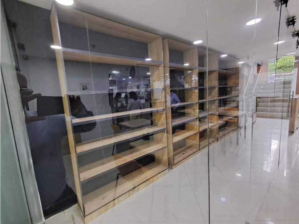 Local comercial Sabaneta Sector Aves Marias Iva incluido — foto 2